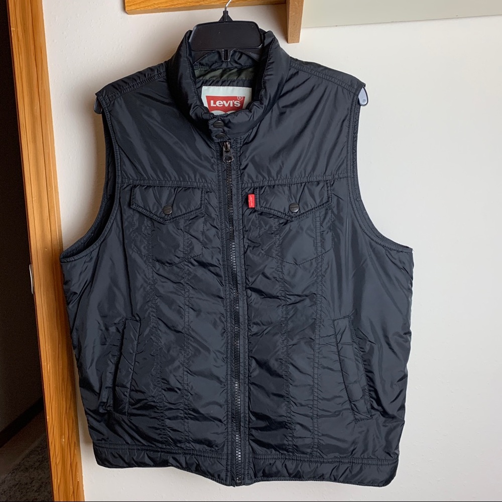Levi’s Western Style Puffer Vest
